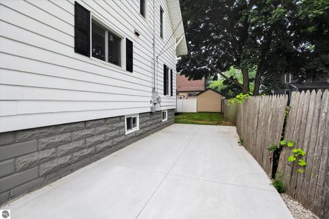 Tiny photo for 509 Liberty Street, Alma, MI 48801 (MLS # 1948369)