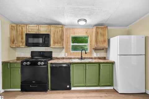 Tiny photo for 5244 NW Westhaven Drive, Rapid City, MI 49676 (MLS # 1948874)