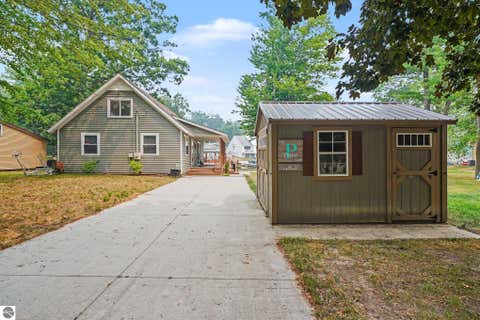 Photo of 11815 N Shore Drive, Lake, MI 48632 (MLS # 1948279)