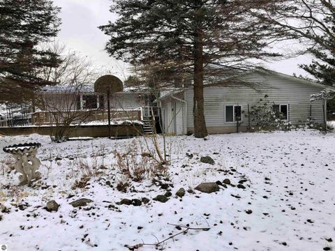 Tiny photo for 2415 50th Avenue, Lakeview, MI 48850 (MLS # 1941926)