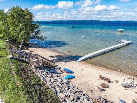 Tiny photo for 10191 Peninsula Drive, Traverse City, MI 49686 (MLS # 1944324)