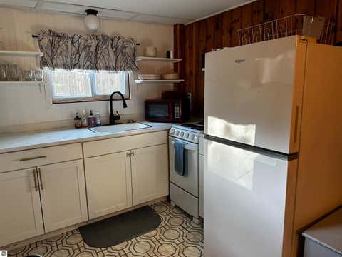 Tiny photo for 10149 Beverly Drive, St Helen, MI 48656 (MLS # 1946661)
