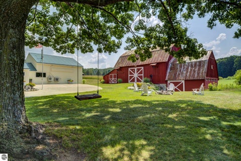 Tiny photo for 4135 Schoolcraft Rd, Bellaire, MI 49615 (MLS # 1945665)