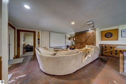 Tiny photo for 4135 Schoolcraft Rd, Bellaire, MI 49615 (MLS # 1945665)