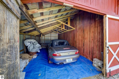 Tiny photo for 4135 Schoolcraft Rd, Bellaire, MI 49615 (MLS # 1945665)
