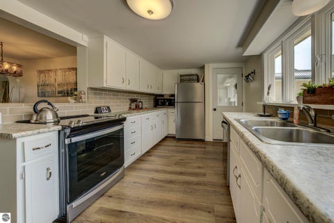 Tiny photo for 4135 Schoolcraft Rd, Bellaire, MI 49615 (MLS # 1945665)