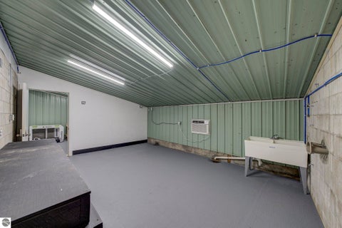 Tiny photo for 4135 Schoolcraft Rd, Bellaire, MI 49615 (MLS # 1945665)