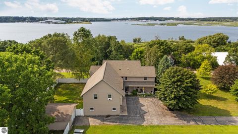 Tiny photo for 211 Bluff Avenue, Eastlake, MI 49626 (MLS # 1943060)