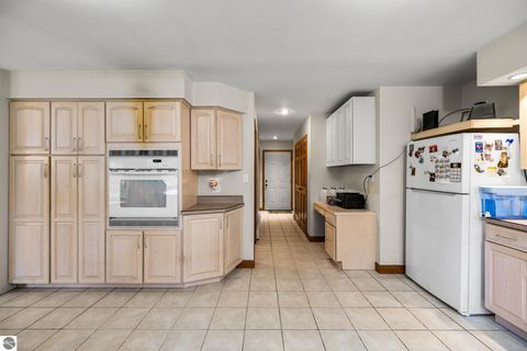 Tiny photo for 211 Bluff Avenue, Eastlake, MI 49626 (MLS # 1943060)