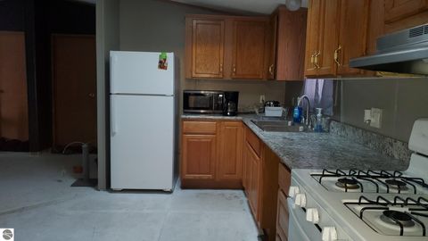 Tiny photo for 2770 S Ivy Lane #LOT 143, Mt Pleasant, MI 48858 (MLS # 1941590)