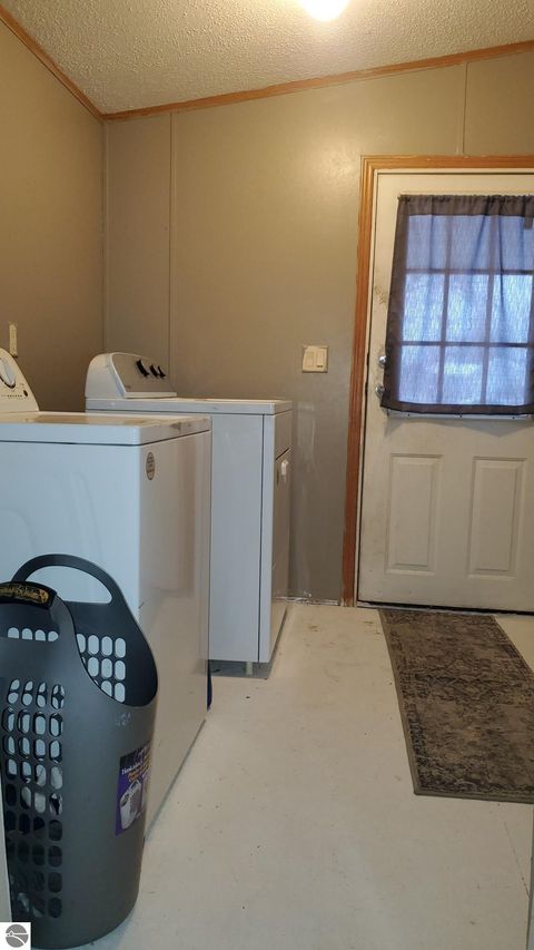 Tiny photo for 2770 S Ivy Lane #LOT 143, Mt Pleasant, MI 48858 (MLS # 1941590)