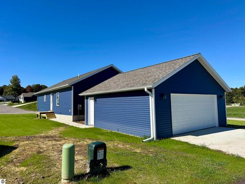 Tiny photo for 1302 Umber Drive, Traverse City, MI 49696 (MLS # 1941546)