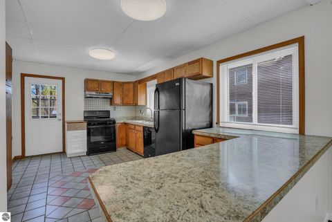 Tiny photo for 417 Prospect, Cadillac, MI 49601 (MLS # 1944406)