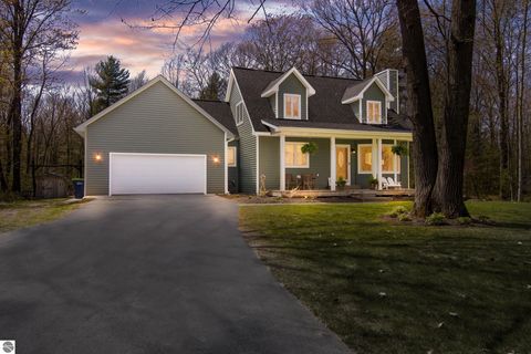 Tiny photo for 853 Reads Run, Traverse City, MI 49685 (MLS # 1945283)