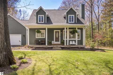 Tiny photo for 853 Reads Run, Traverse City, MI 49685 (MLS # 1945283)