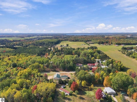 Tiny photo for 1425 S Taxiway Charlie, Lake City, MI 49651 (MLS # 1951380)