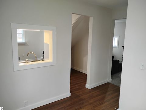 Tiny photo for 511 Woodworth Avenue, Mt Pleasant, MI 48858 (MLS # 1943312)