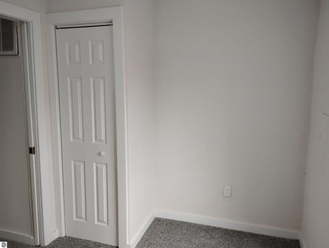 Tiny photo for 511 Woodworth Avenue, Mt Pleasant, MI 48858 (MLS # 1943312)