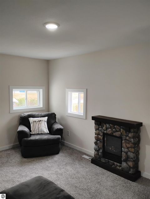 Tiny photo for 511 Woodworth Avenue, Mt Pleasant, MI 48858 (MLS # 1943312)