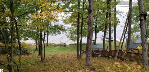 Tiny photo for 4500 Woodridge Drive, Hale, MI 48739 (MLS # 1944009)