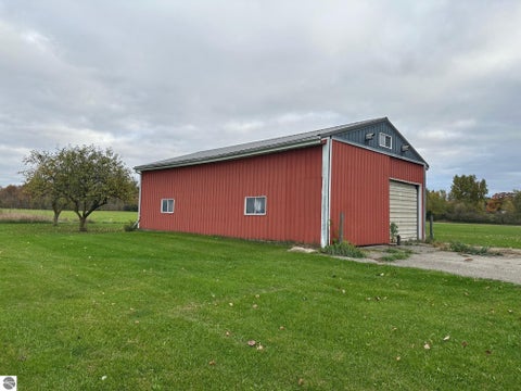 Tiny photo for 11627 S Green RD, Riverdale, MI 48877 (MLS # 1951720)