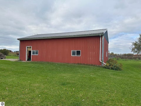 Tiny photo for 11627 S Green RD, Riverdale, MI 48877 (MLS # 1951720)