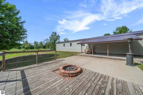Tiny photo for 4622 Vista Valley Trail, Mesick, MI 49668 (MLS # 1947605)