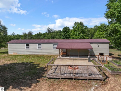 Tiny photo for 4622 Vista Valley Trail, Mesick, MI 49668 (MLS # 1947605)