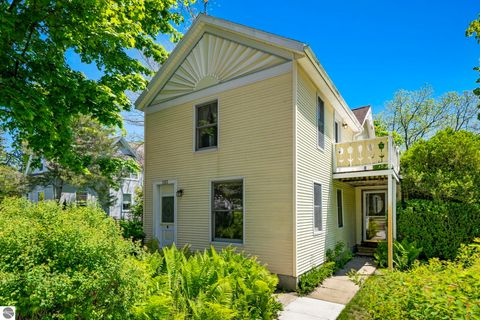 Photo of 203 S Main Street, Leland, MI 49654 (MLS # 1946269)