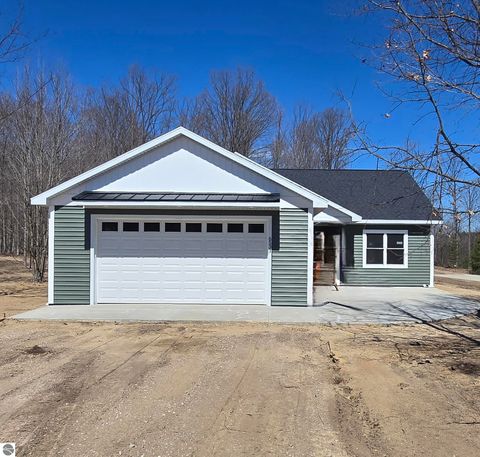 Photo of 6533 Jeffrey Place, Grawn, MI 49637 (MLS # 1943642)