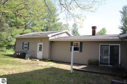 Tiny photo for 817 E Dresden Street, Kalkaska, MI 49646 (MLS # 1945886)