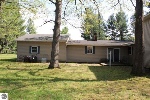 Tiny photo for 817 E Dresden Street, Kalkaska, MI 49646 (MLS # 1945886)