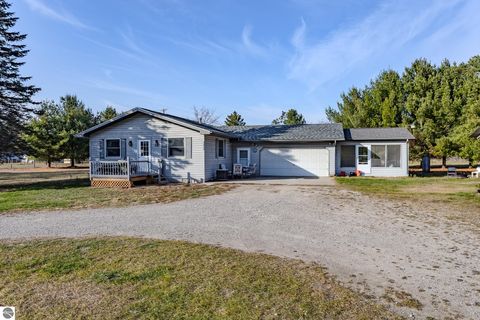 Tiny photo for 2265 Michigan Avenue, Prescott, MI 48756 (MLS # 1941906)