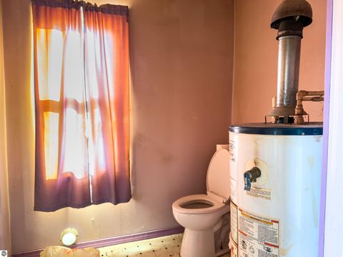 Tiny photo for 5612 E Remus Road, Mt Pleasant, MI 48858 (MLS # 1942484)