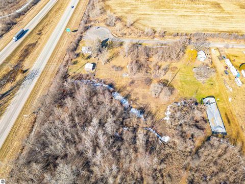 Tiny photo for 5612 E Remus Road, Mt Pleasant, MI 48858 (MLS # 1942484)