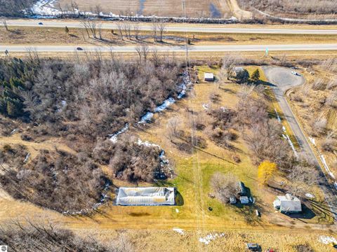 Tiny photo for 5612 E Remus Road, Mt Pleasant, MI 48858 (MLS # 1942484)