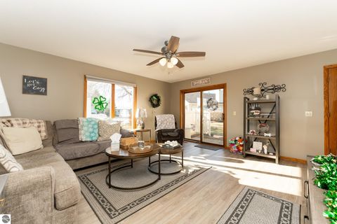 Tiny photo for 620 Cherrywood Lane, Mt Pleasant, MI 48858 (MLS # 1942798)