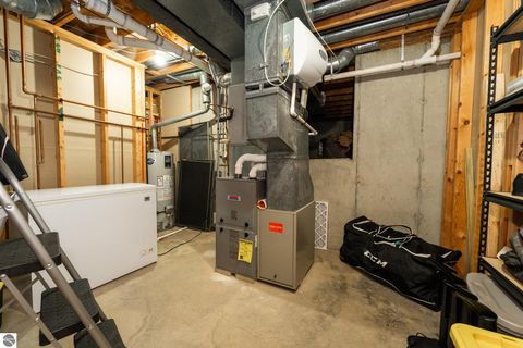 Tiny photo for 620 Cherrywood Lane, Mt Pleasant, MI 48858 (MLS # 1942798)