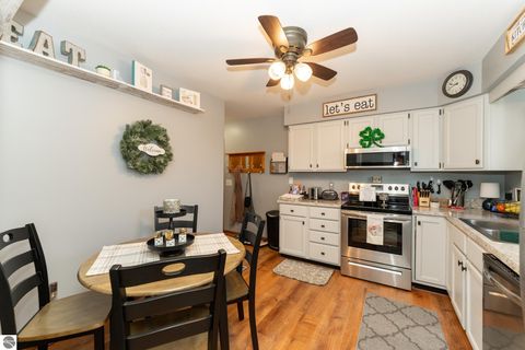 Tiny photo for 620 Cherrywood Lane, Mt Pleasant, MI 48858 (MLS # 1942798)