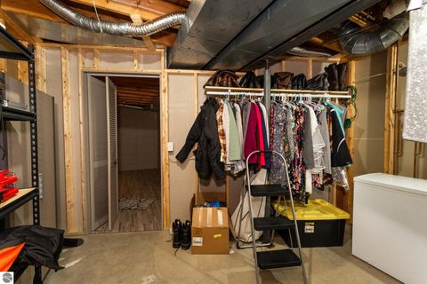 Tiny photo for 620 Cherrywood Lane, Mt Pleasant, MI 48858 (MLS # 1942798)