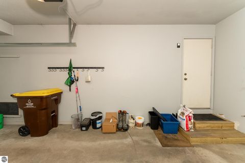 Tiny photo for 620 Cherrywood Lane, Mt Pleasant, MI 48858 (MLS # 1942798)