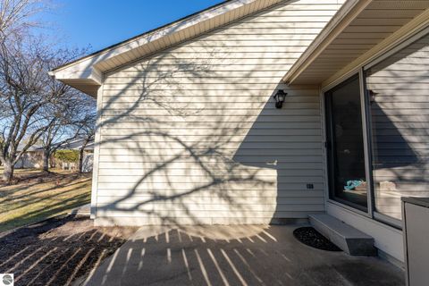 Tiny photo for 620 Cherrywood Lane, Mt Pleasant, MI 48858 (MLS # 1942798)