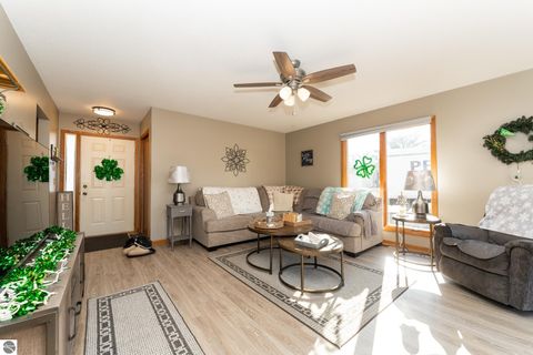 Tiny photo for 620 Cherrywood Lane, Mt Pleasant, MI 48858 (MLS # 1942798)