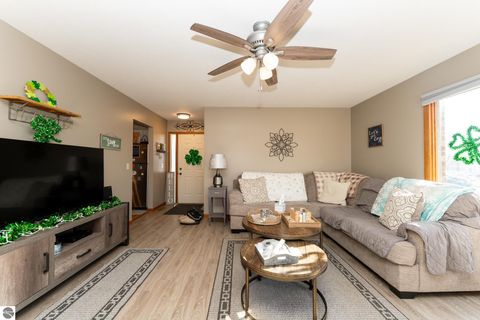 Tiny photo for 620 Cherrywood Lane, Mt Pleasant, MI 48858 (MLS # 1942798)