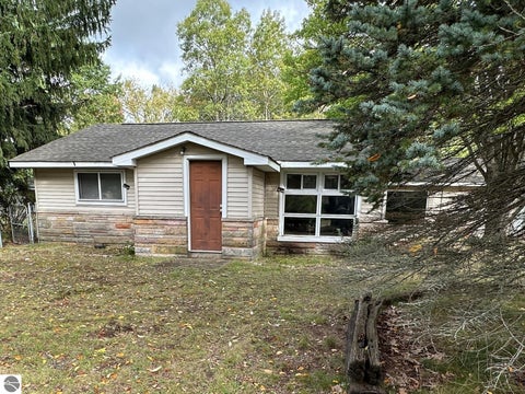 Tiny photo for 606 George ST, Kalkaska, MI 49646 (MLS # 1951751)