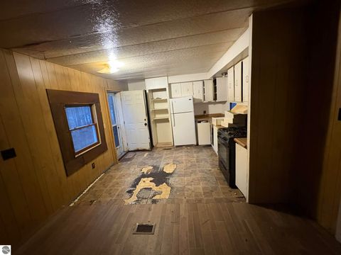 Tiny photo for 3537 Glorianne Drive, Traverse City, MI 49685 (MLS # 1942879)