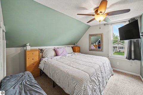 Tiny photo for 707 N Republic Avenue, Alma, MI 48801 (MLS # 1945107)