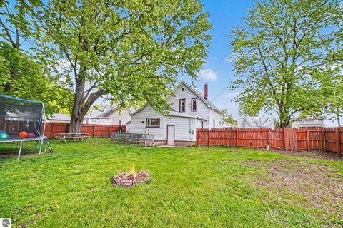 Tiny photo for 707 N Republic Avenue, Alma, MI 48801 (MLS # 1945107)