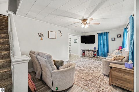 Tiny photo for 707 N Republic Avenue, Alma, MI 48801 (MLS # 1945107)