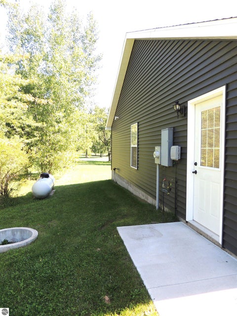 Tiny photo for 1009 Par Drive, Lake Isabella, MI 48893 (MLS # 1950549)